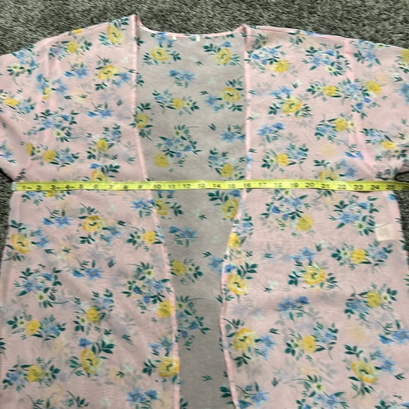 Ultra Flirt Soft Pink Flower Bloom High Low Kimono - Picture 13 of 16